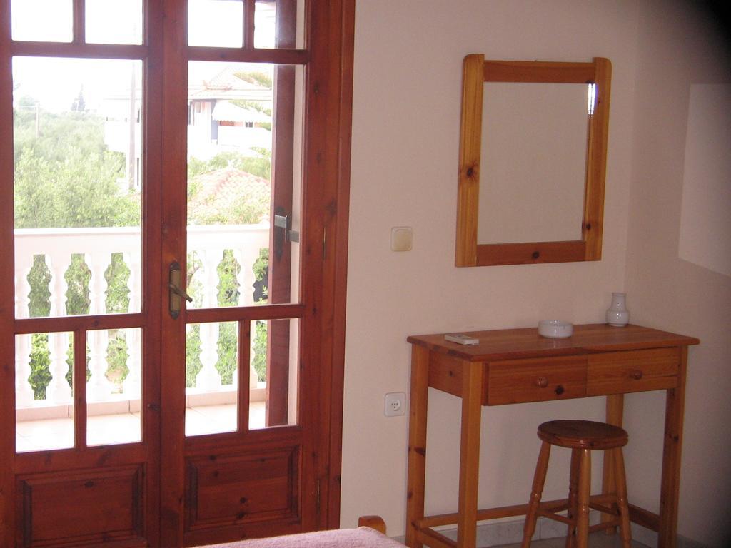 Dimaras Apartments Vasilikí Habitación foto